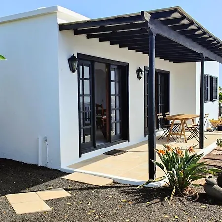 Casa Julia * Tías